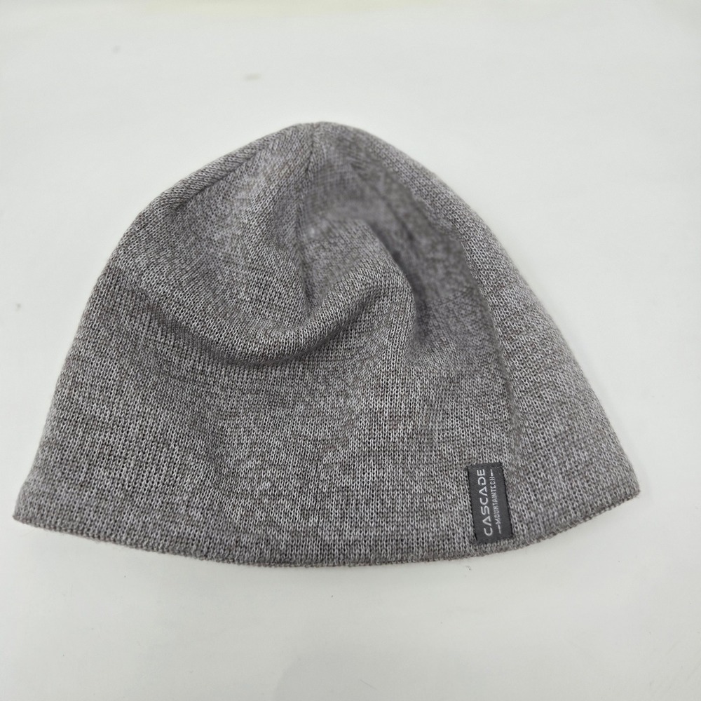 Cascade‎ Mountain Tech Grey Knit Beanie Hat One Size Fits All Merino Wool Blend